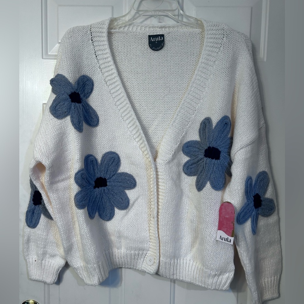 NWT Arula Teagan 3D flower cardigan, Arula size B, 2X - Picture 5 of 9